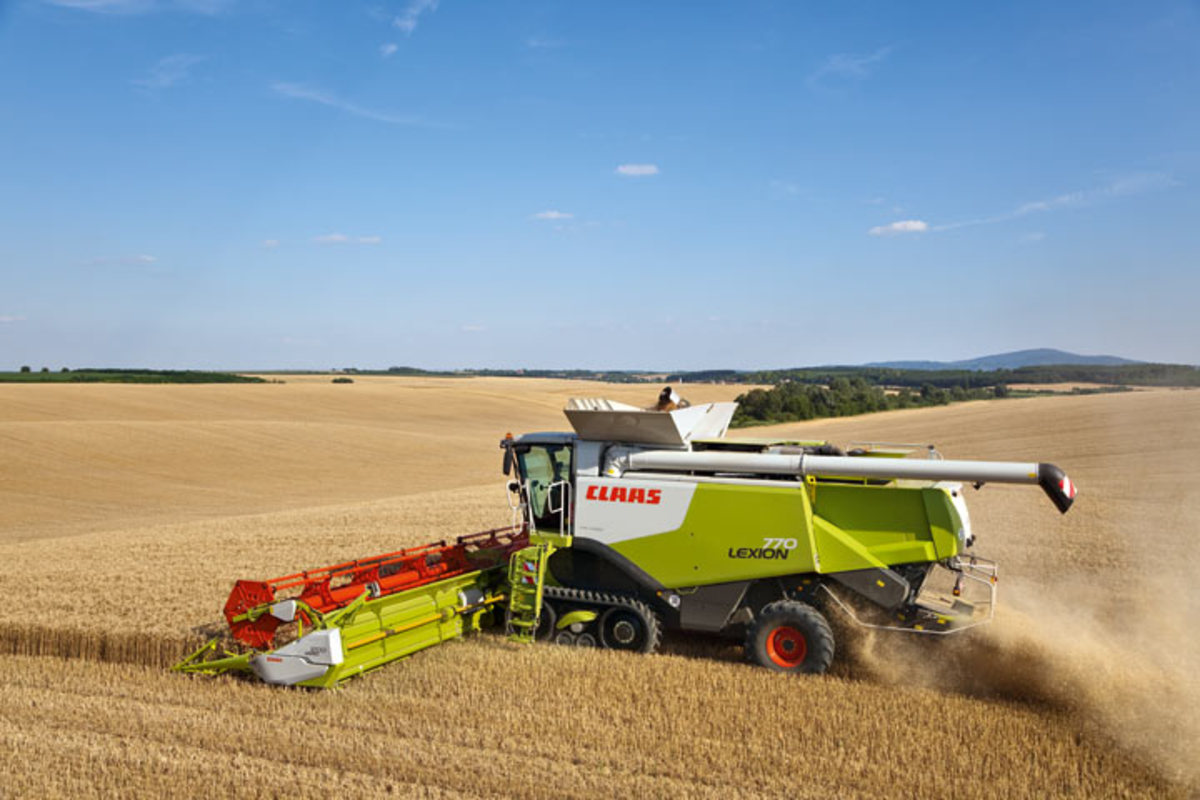 Selfpropelled Straw walker Combine Harvesters Function and working