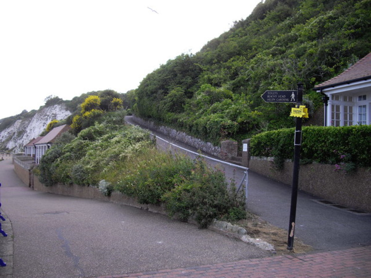 Visiting Holywell, Eastbourne, England Scenic Area With Fine Views of