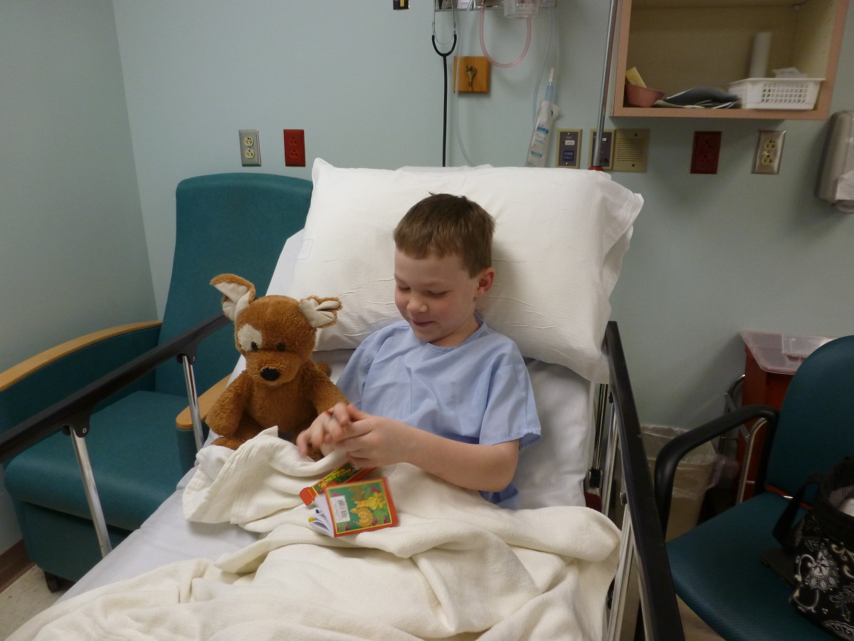 Helping a Child Recover From a Tonsillectomy HealDove