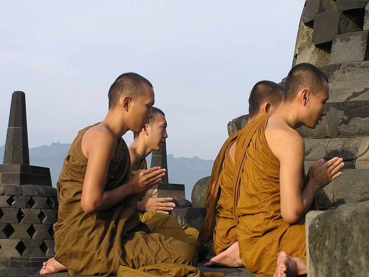 History of The emergence and growth of HinduBuddha Religion and Hindu