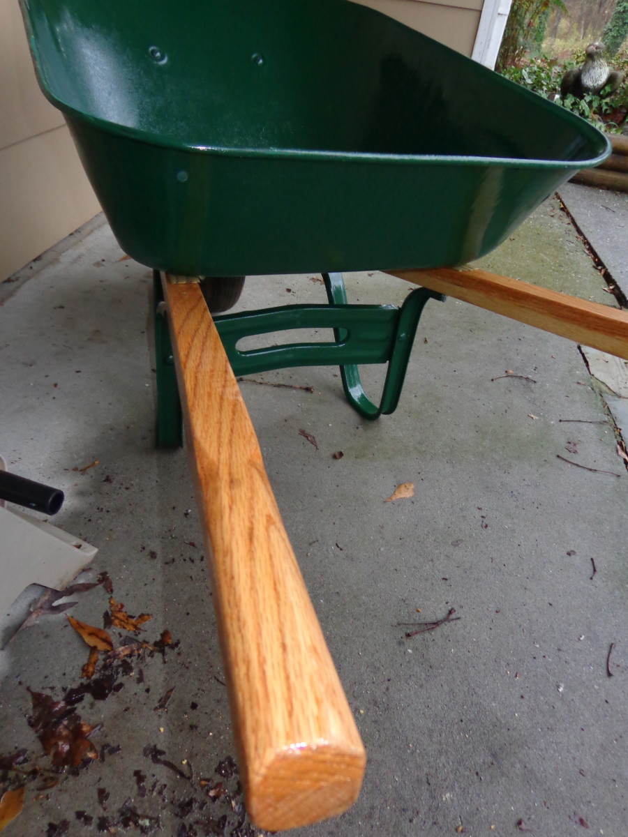 How (Not) to Repair Your Wheelbarrow Dengarden