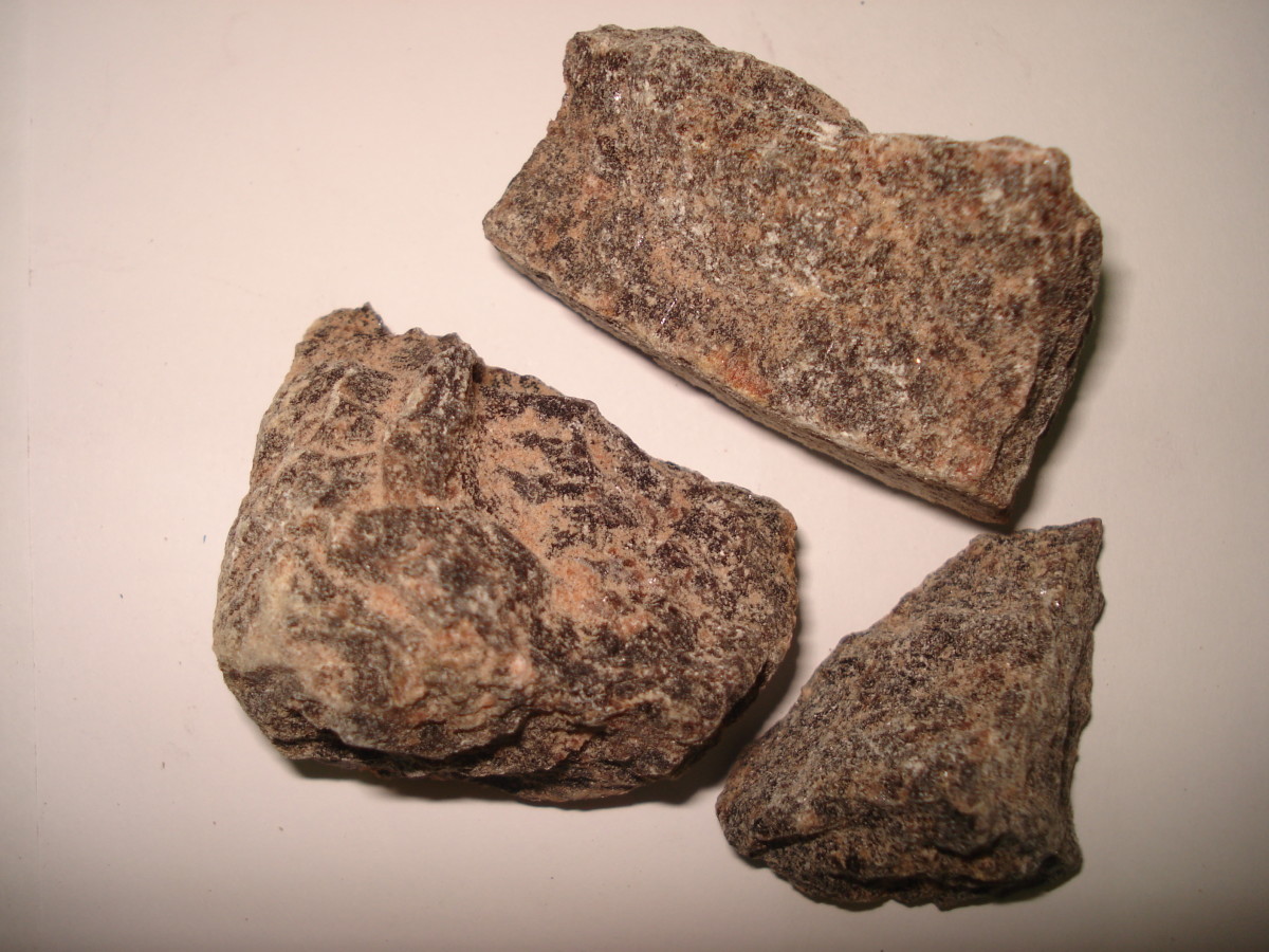 2 Types Of Salts Sendha Namak (Rock Salt) and Kala Namak (Black Salt