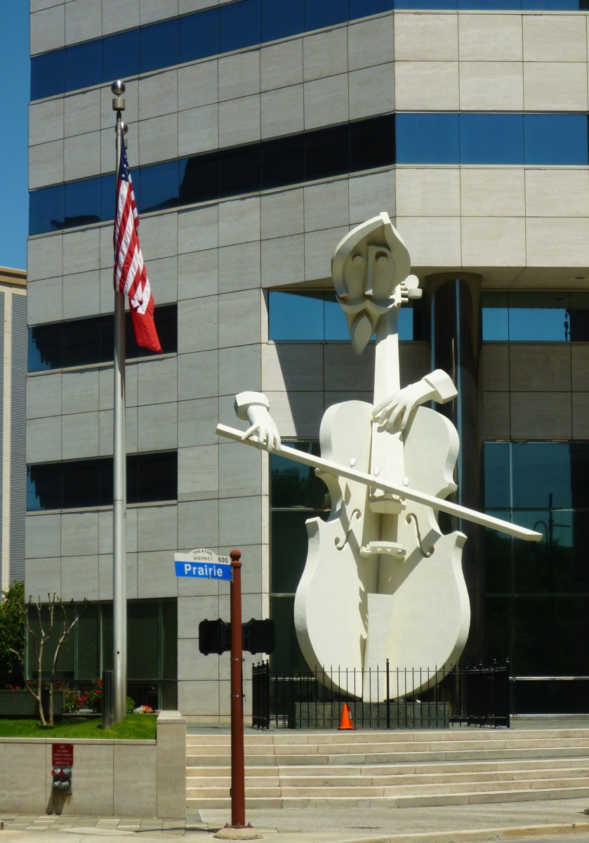 Viewing the Fantastic Artist Sculptures and Sculptural Art