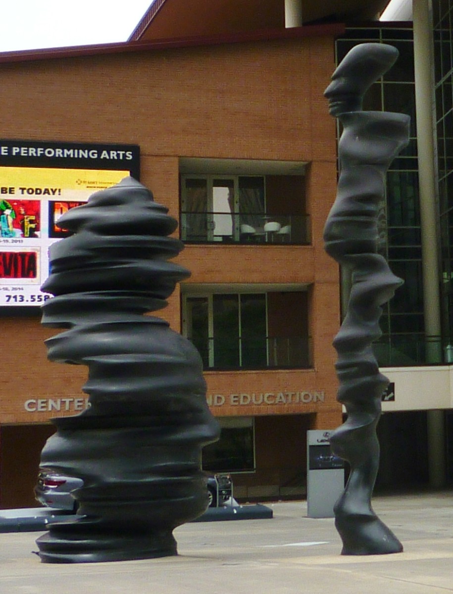 Viewing the Fantastic Artist Sculptures and Sculptural Art in Downtown