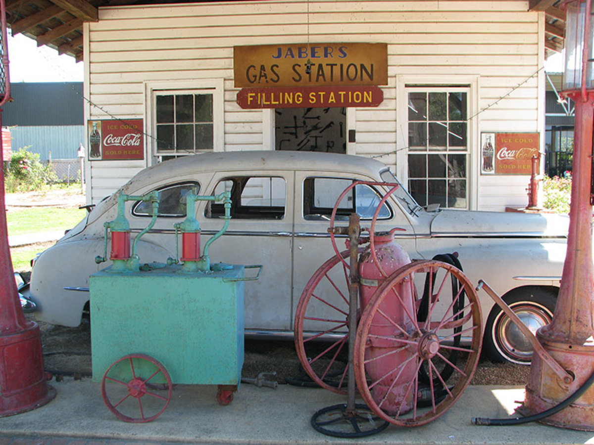Vintage Gas Stations Full service gas stations of the nostalgic past