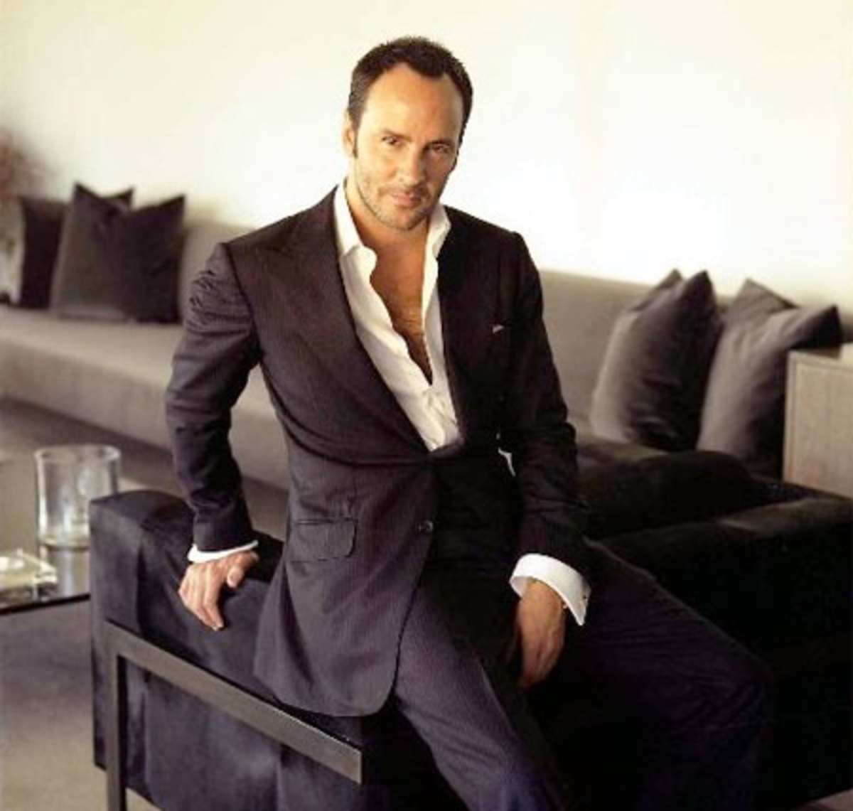 Dating Men Over 40: What's the Big Difference? Beyond Black