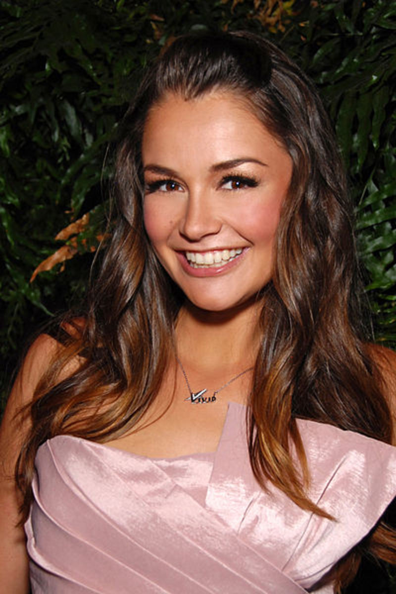 Chestnut Brown Hair Color and Styles (With Pictures) Bellatory