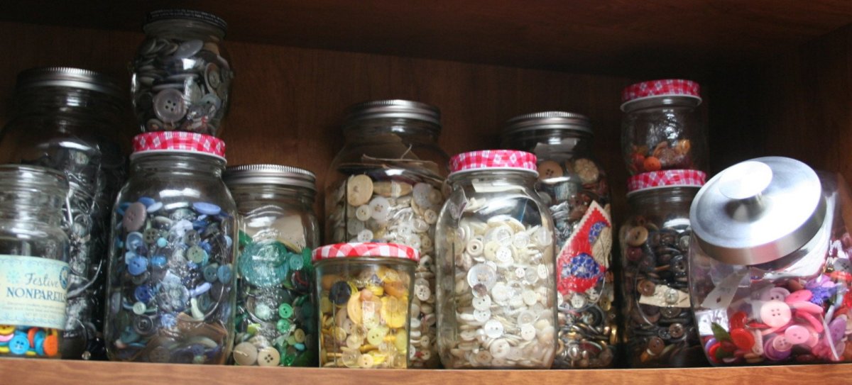 All About Collecting, Storing, and Cleaning Buttons HobbyLark