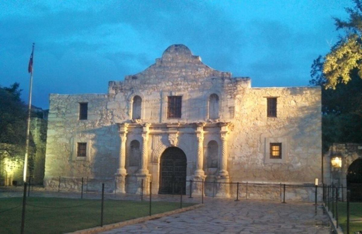 Things to Do in San Antonio, Texas Visit the Alamo WanderWisdom