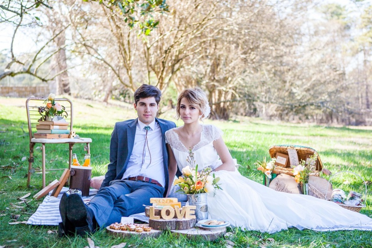 How to Have a Free Wedding Holidappy