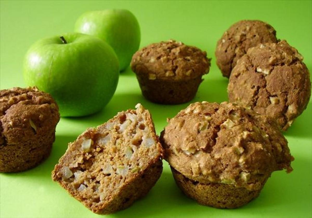 Apple And Oat Bran Muffins Healthy Breakfast