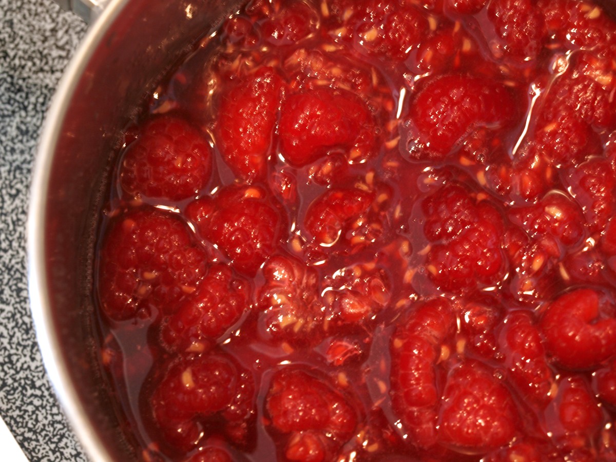 How to Make a Fruit Coulis Delishably