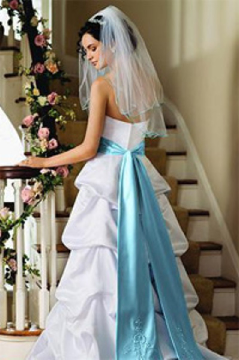 Tips For Adding Embellishments to Your Wedding Dress hubpages