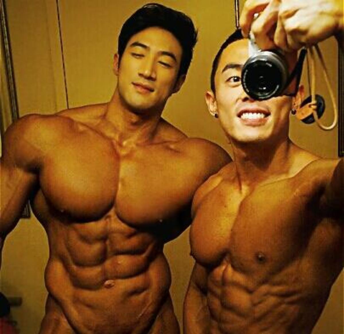 Hwang Chul Soon Korean Bodybuilder and Fitness Model HowTheyPlay