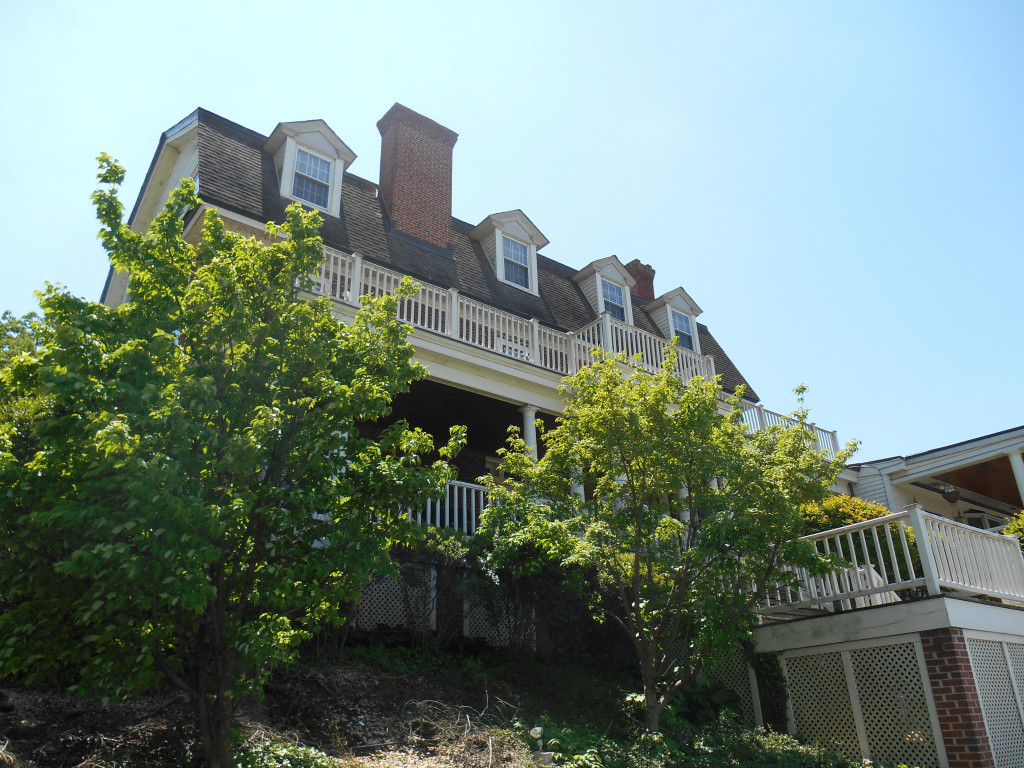 Kitty Knight House, History and Romance