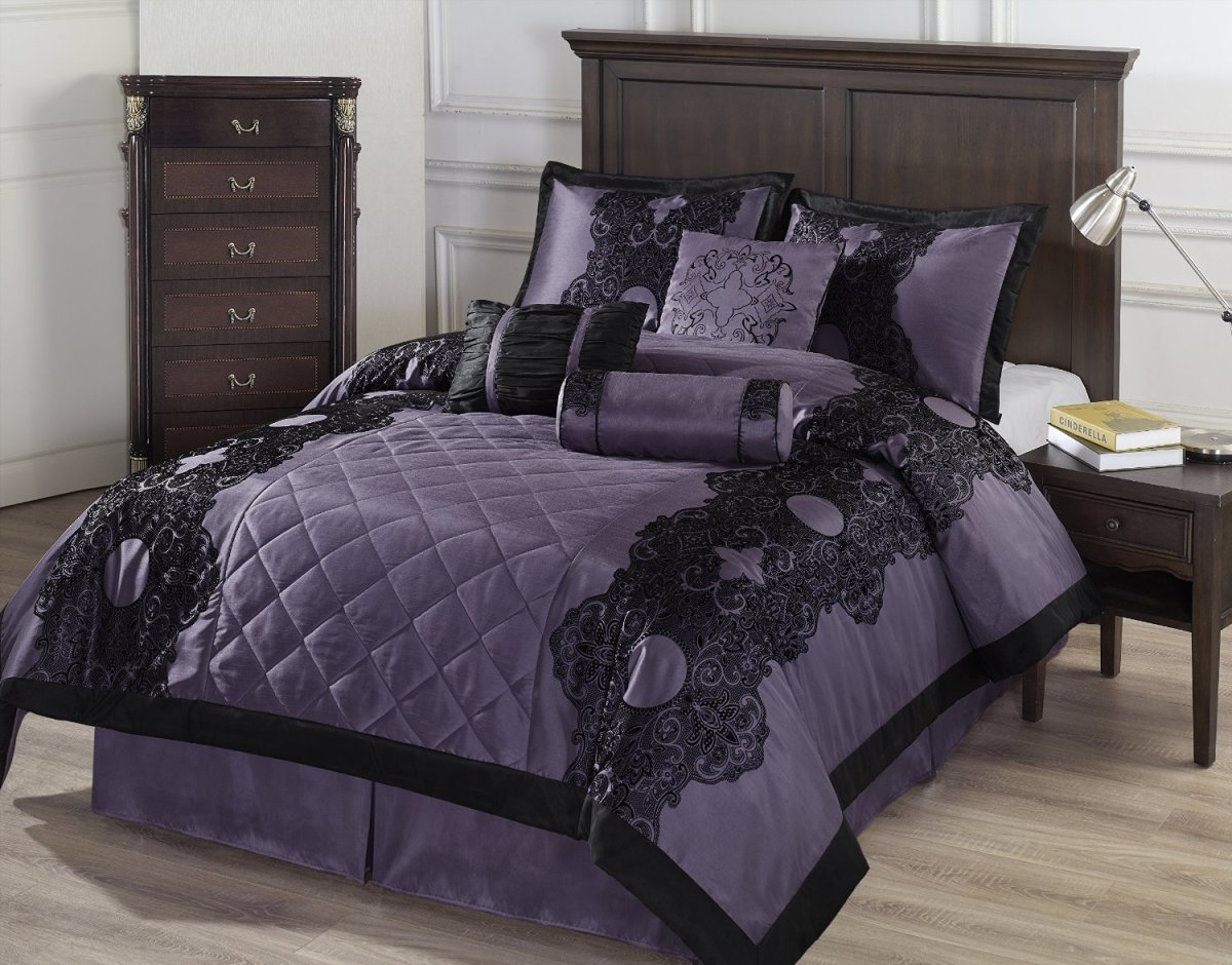 How to Decorate a Gothic Bedroom for a Girl hubpages