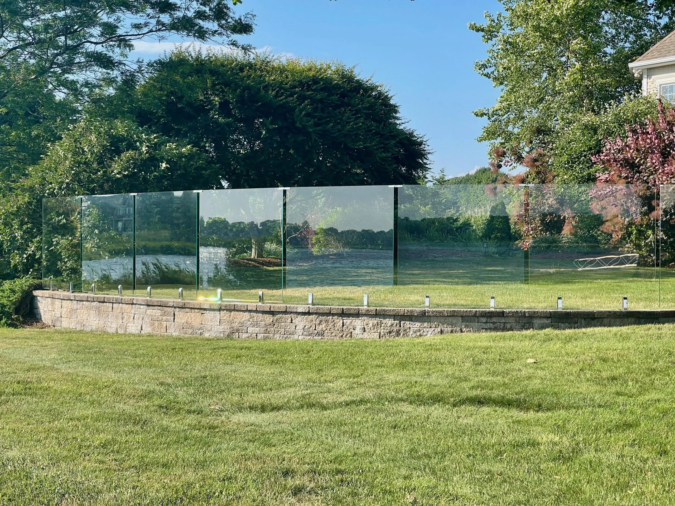 Glass Wind Barriers & Patio Wind Barriers US Glass Fence