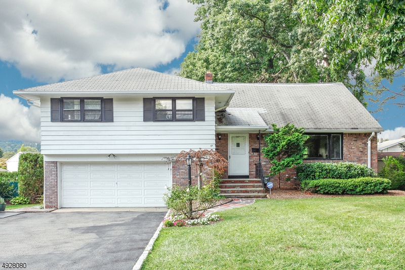 Clifton, NJ Homes For Sale Under 500k Walkable Suburb