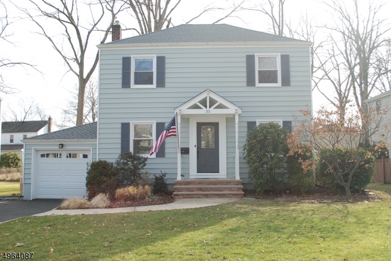 Livingston, NJ Homes For Sale Under 500k Walkable Suburb