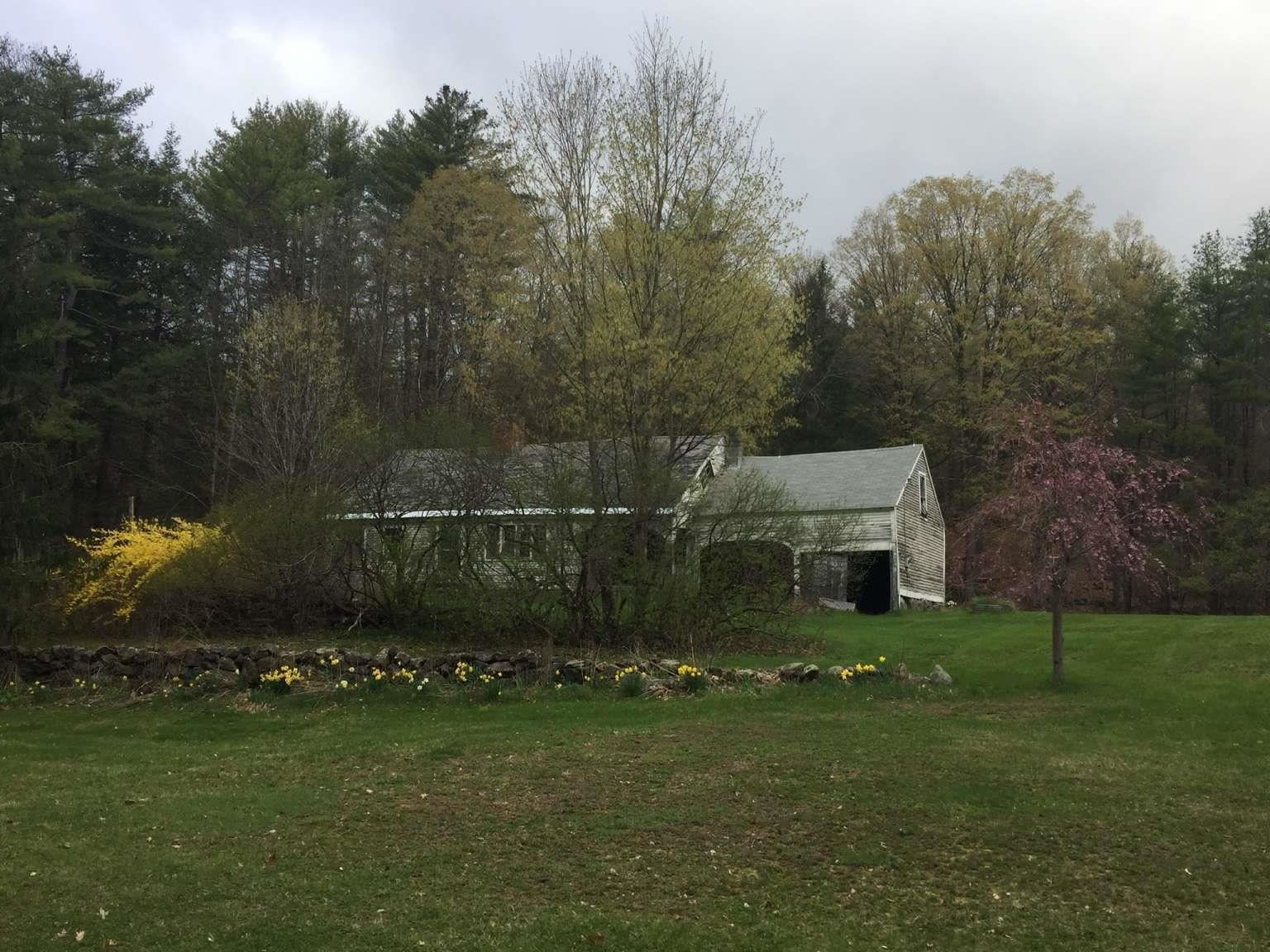 By Town Sunshine Realty