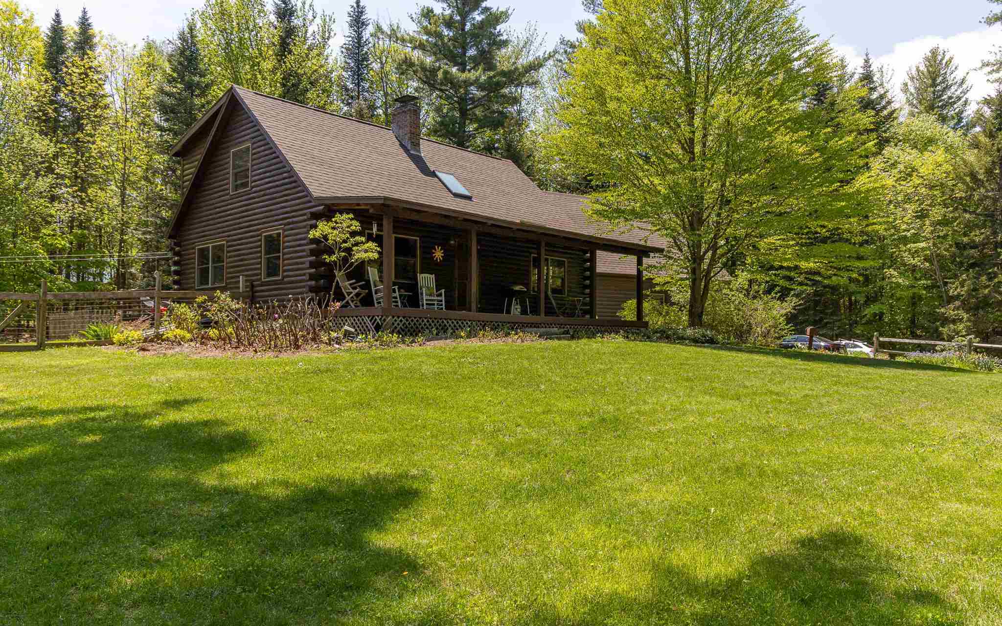 By Town Sunshine Realty