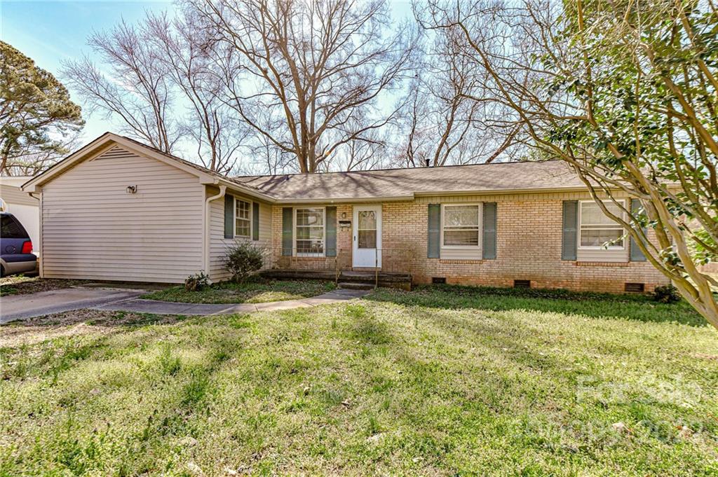 Real Estate Listings for Nadia Meredith Cottingham Chalk, Charlotte, NC