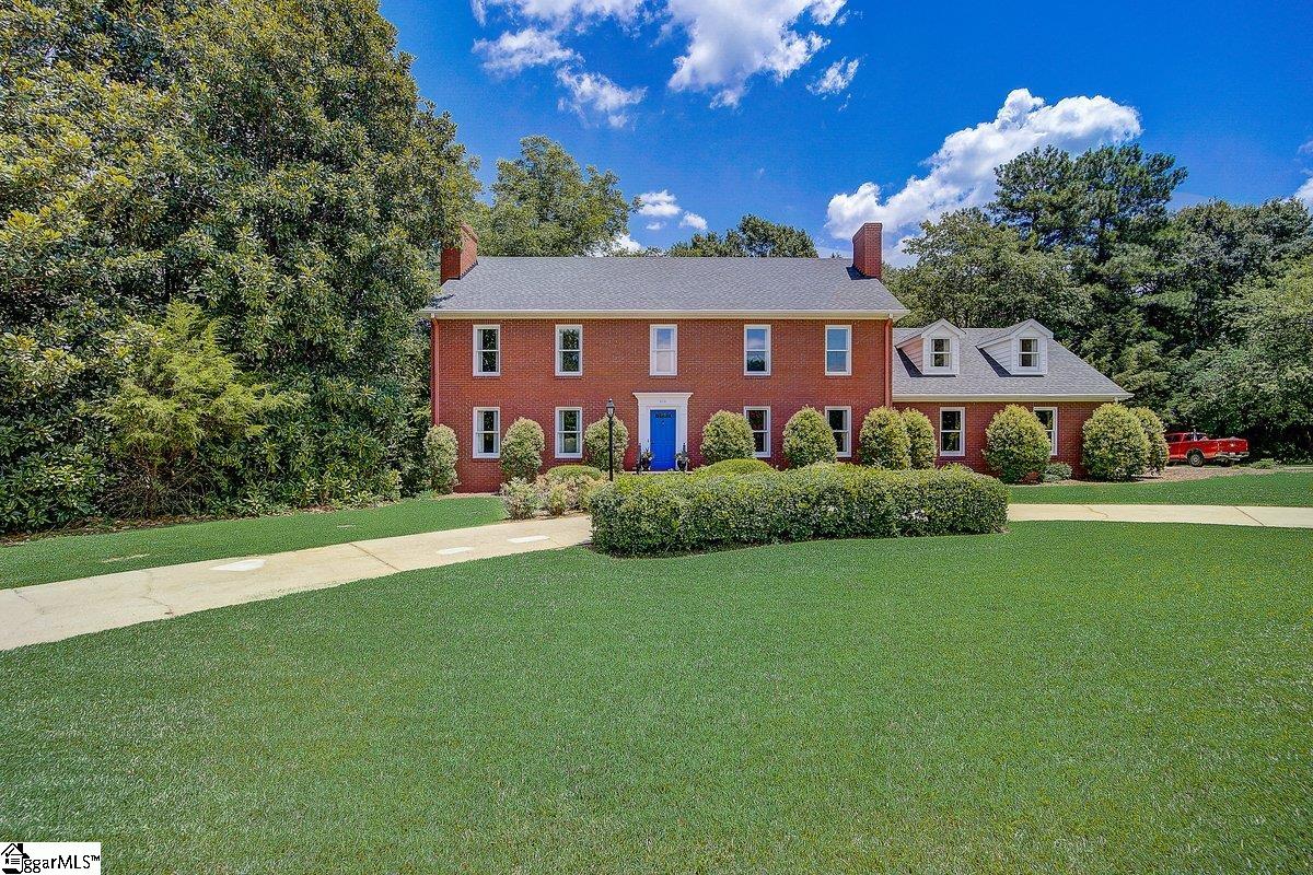 Real Estate Listings for Brittney Bolt Joan Herlong & Associates