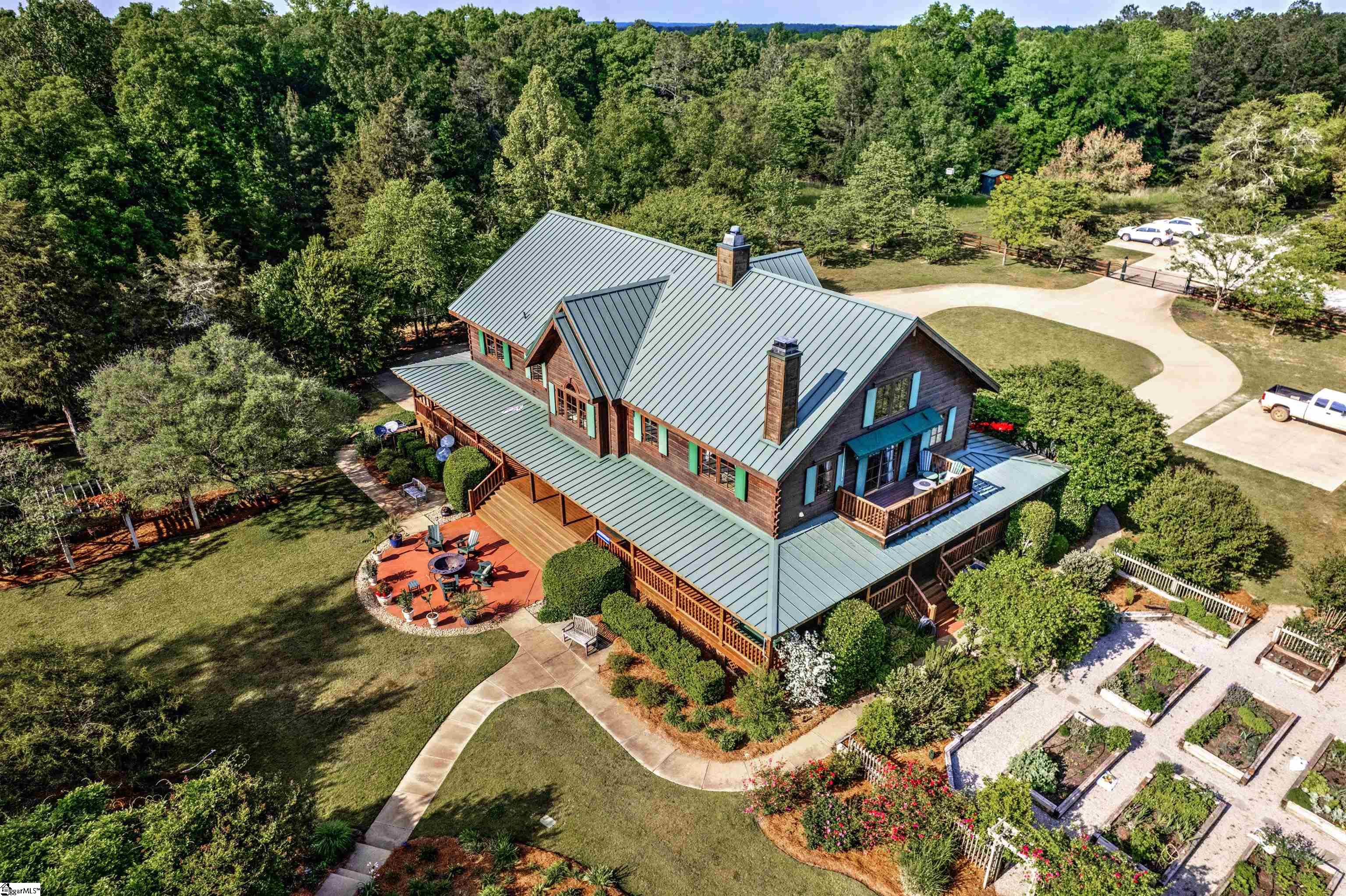 Real Estate Listings for Pat McNamara Joan Herlong & Associates