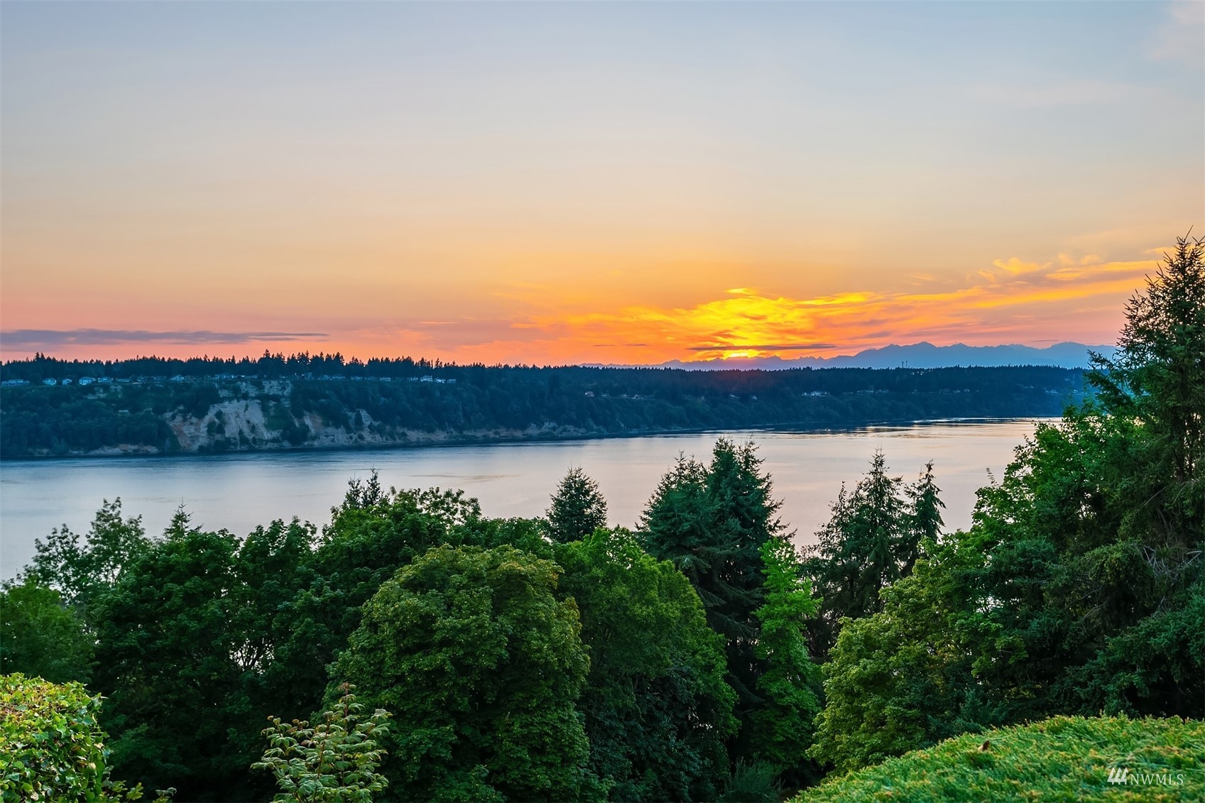 WA MotherInLaw Suites Century 21 North Homes Realty