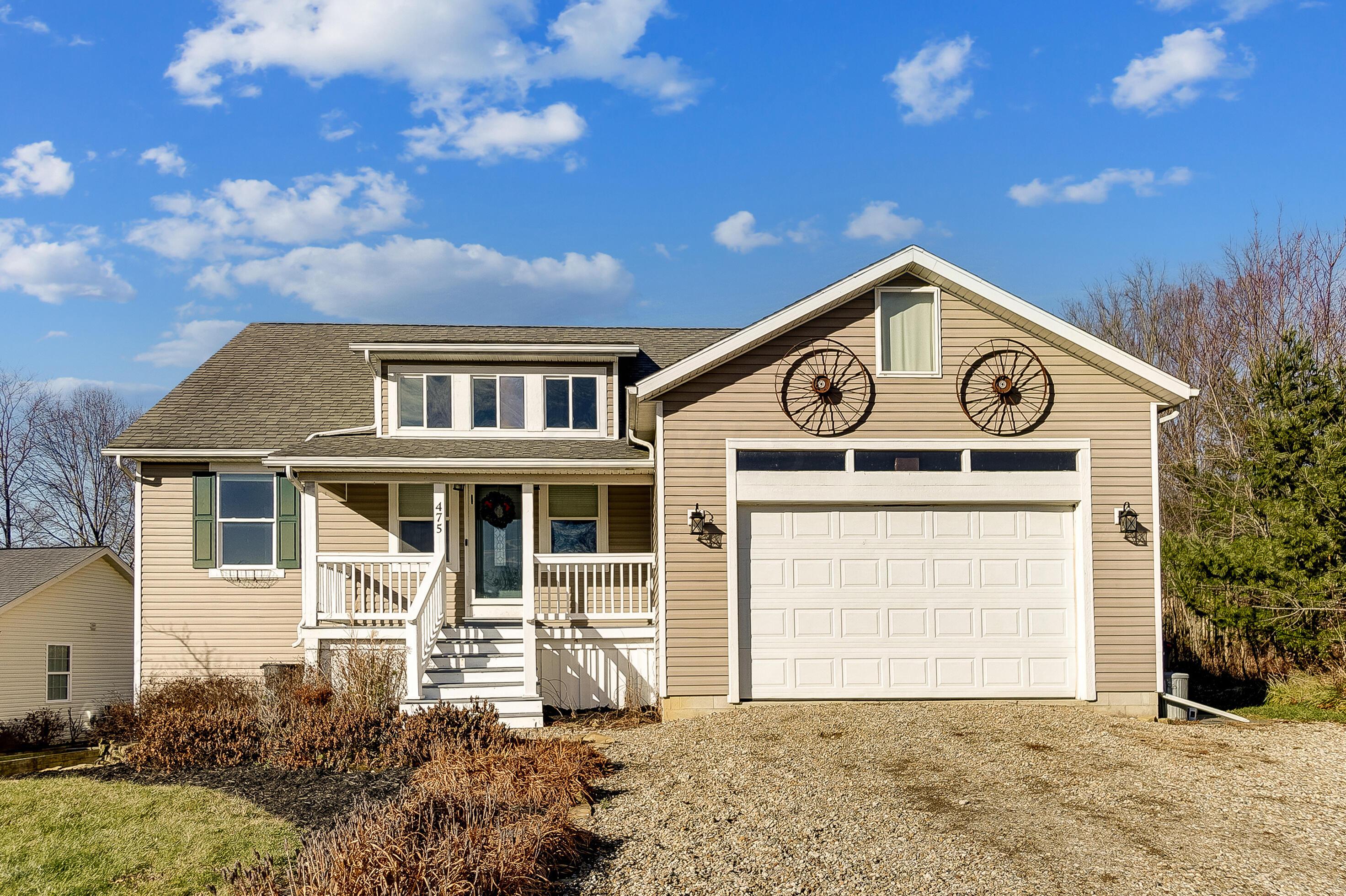 Apple Valley Lake Homes 300K to 400K For Sale RE/MAX Consultant