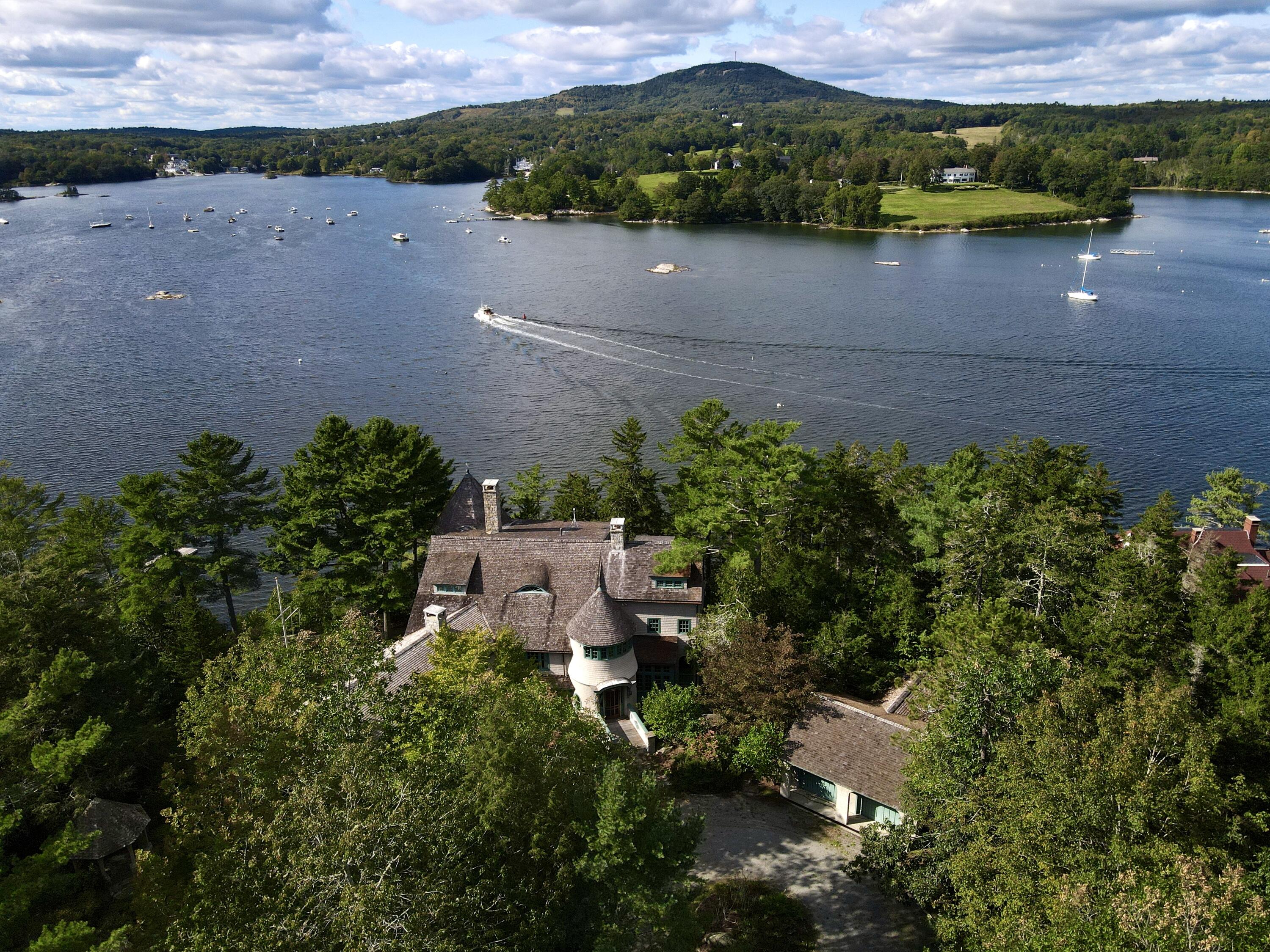 Maine Antique Homes For Sale Dwelling in Maine