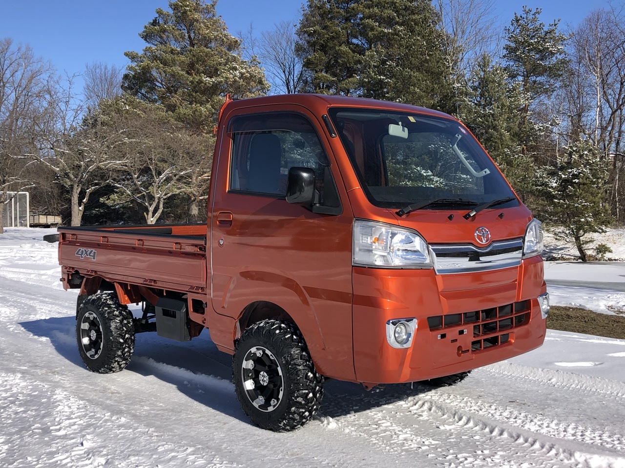 AUTOMATIC 2017 Toyota Pixis US Mini Truck Sales