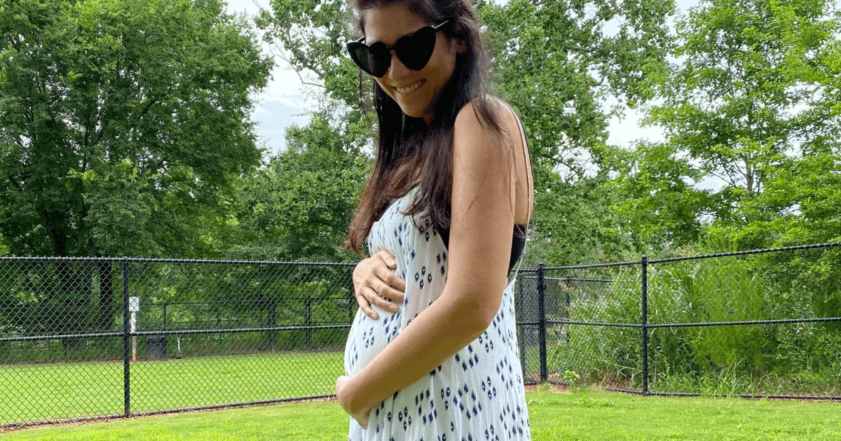 Leaking Amniotic Fluid When Pregnant - UsParenting.com