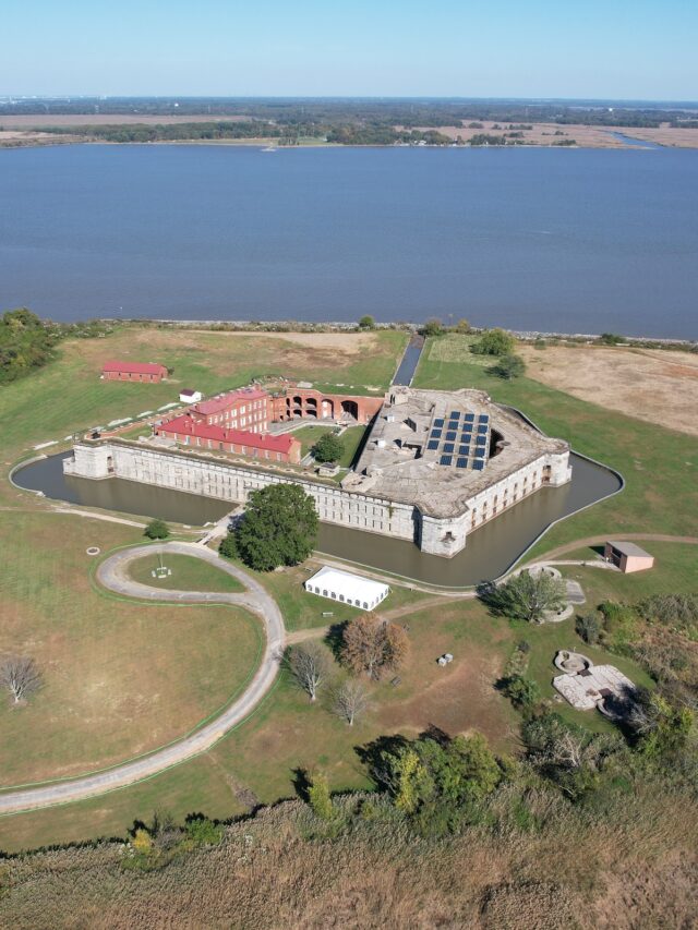 Exploring America's Top 10 Smallest States USWisdomWave