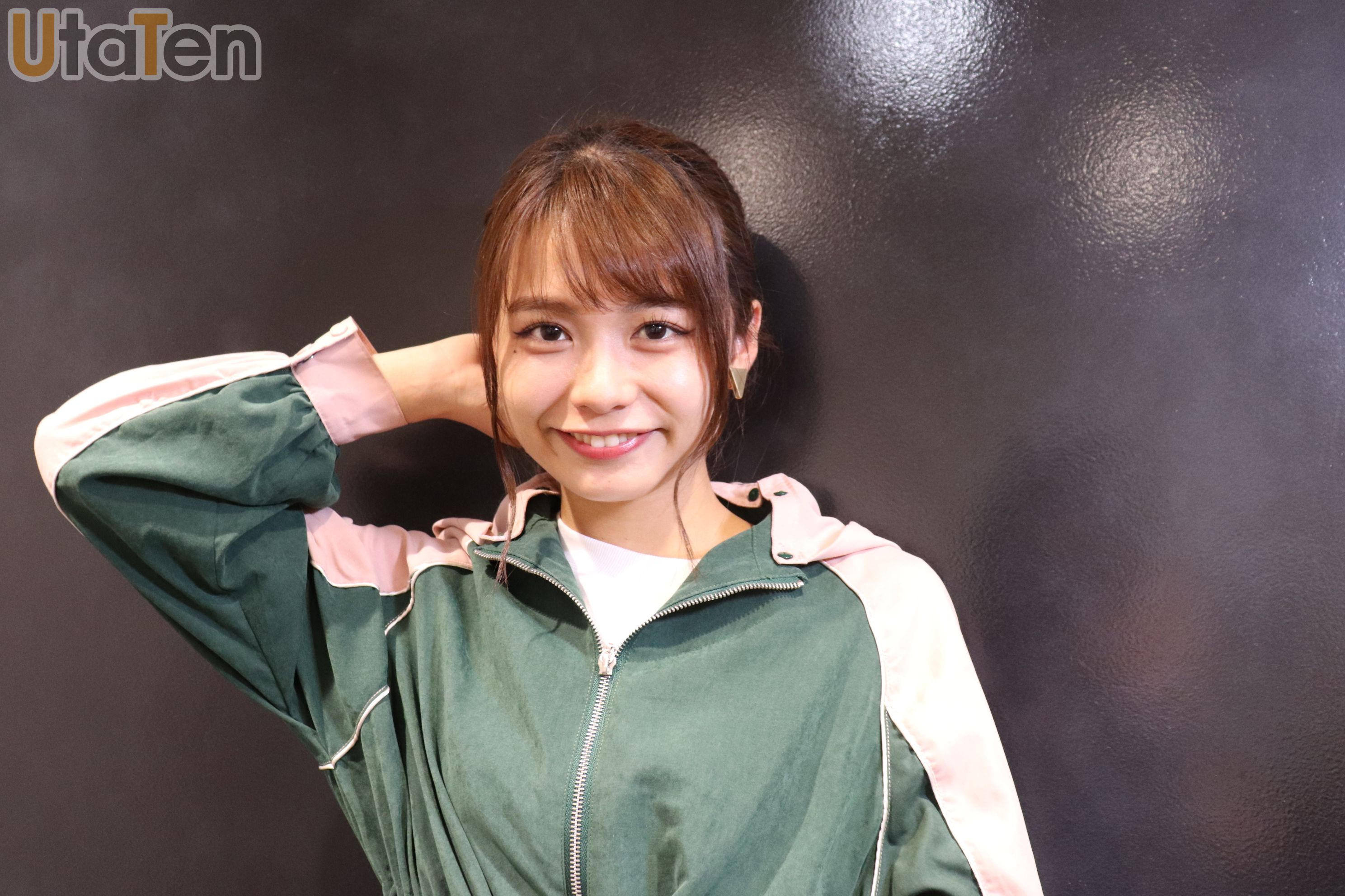ネット系女子！】「キムチが見つからない悲しみ」を歌に込めたら500万回再生！ 足立佳奈さん｜Time＆Space By Kddi インタビュー】Tiktokで注目を浴びた足立佳奈 キムチの次は恋を応援！？ | 歌詞検索サイト【Utaten】ふりがな付