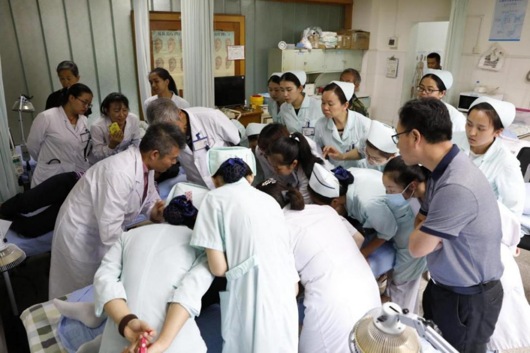 The Canadian Integrated Traditional Chinese and Western Medicine Team