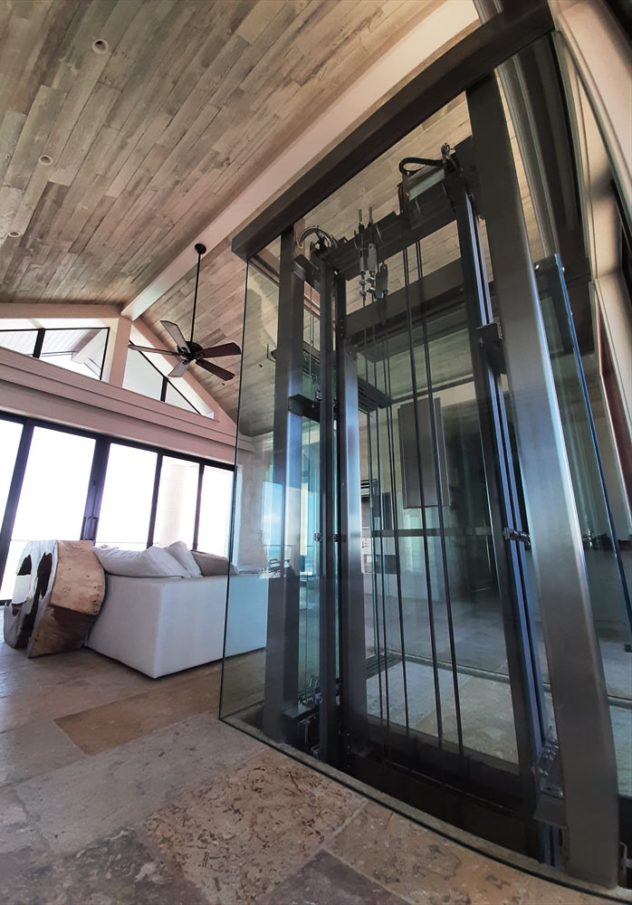 UTE Glass UTE Elevator