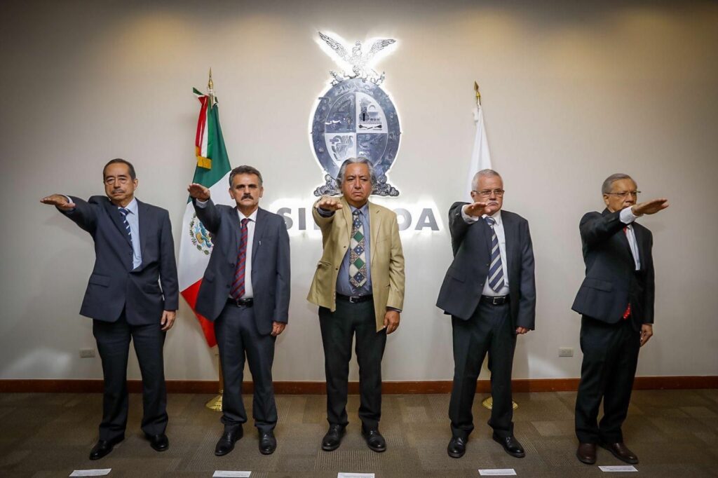 ASUME EL DR. JUAN MANUEL MENDOZA GUERRERO, RECTORÍA DE UNIVERSIDAD