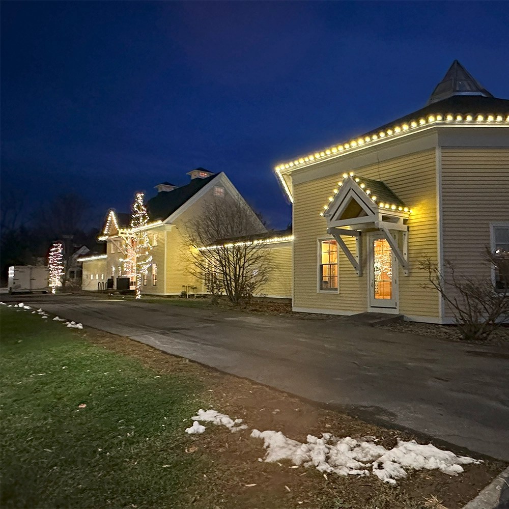 Christmas Lighting Services in Utica NY Utica Lights