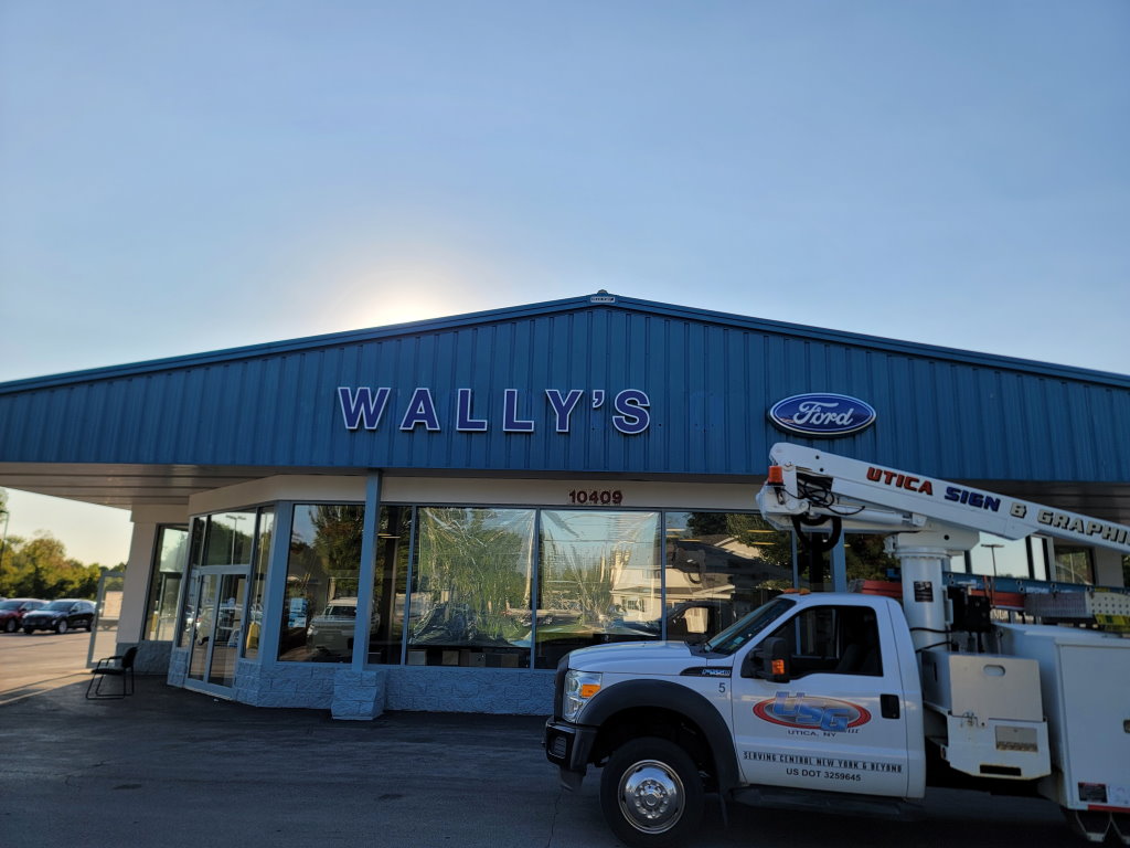 CAR DEALERSHIPS UTICA SIGN & GRAPHICS