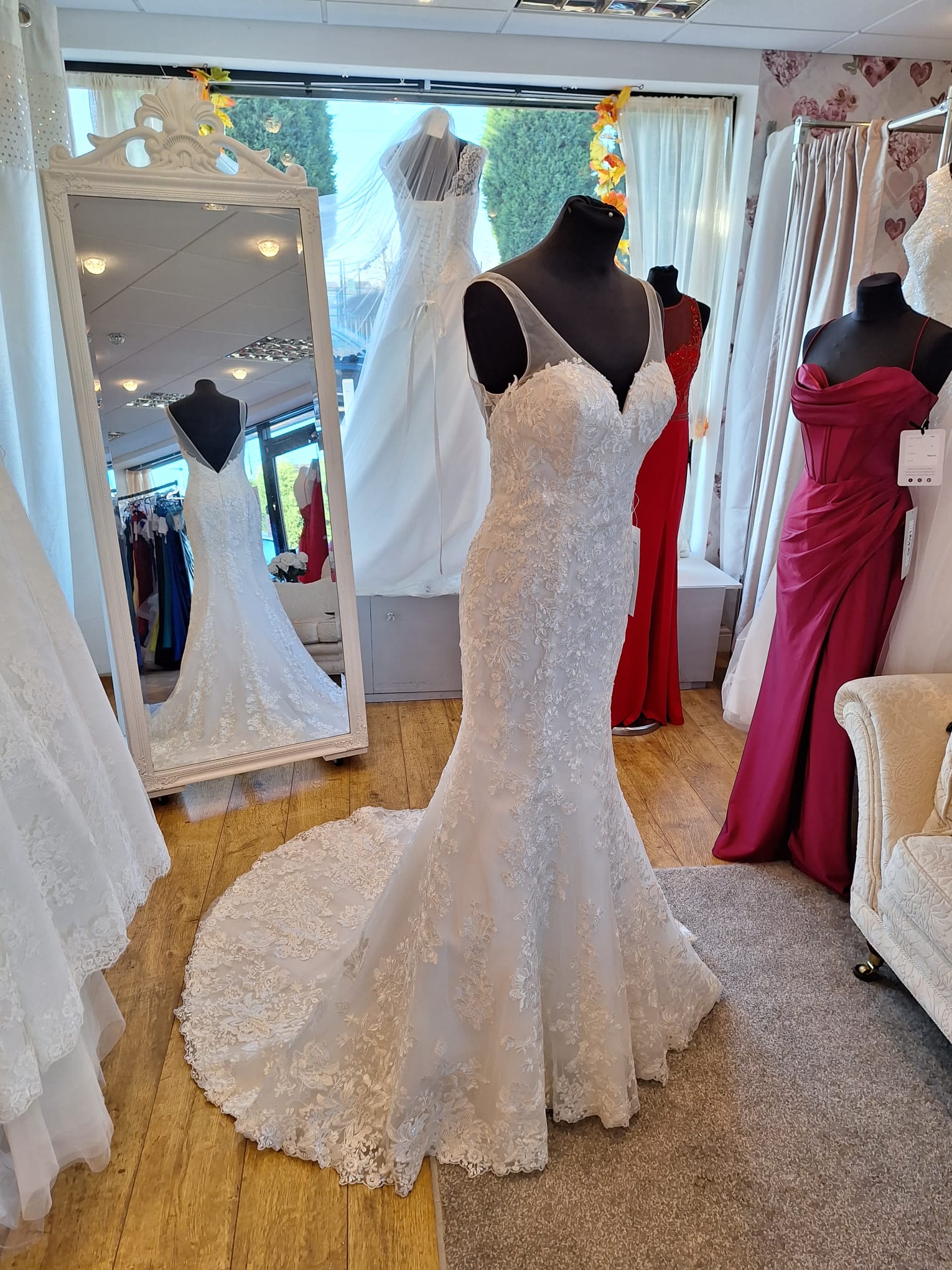 Victoria Kay UB1908 £425 Utopia Bridal & Prom