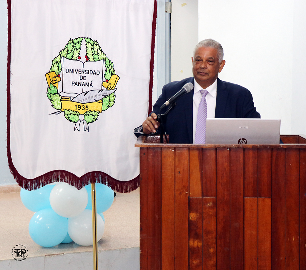 UTP presenta la segunda edición de la obra Contabilidad Universidad