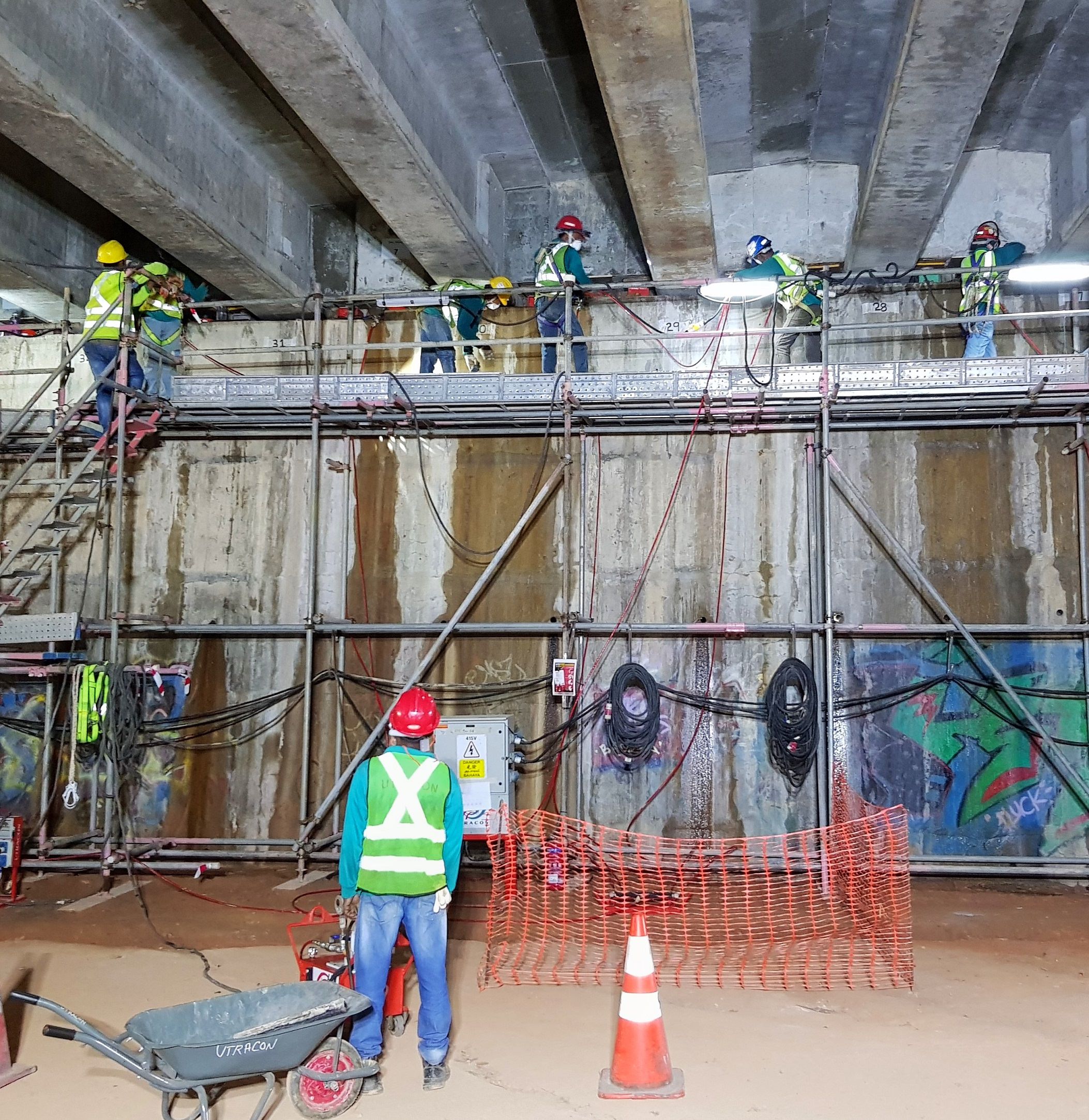 TR252 Replacement of Vehicular Bridge Bearings, Singapore Utracon