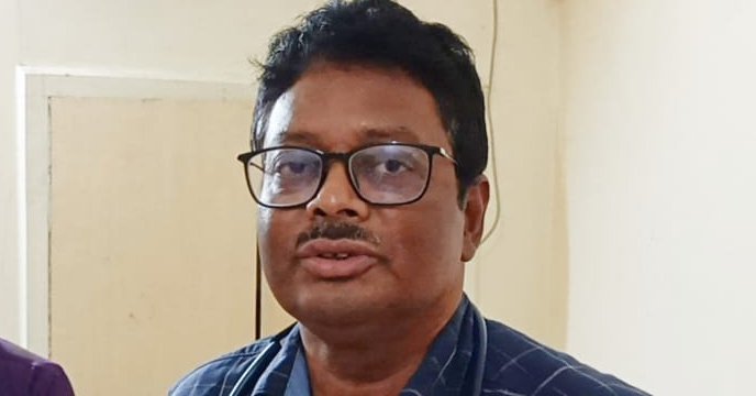 Bardhaman | প্রতি ২ লাখে ১ টি! চার হাত ও চার পা বিশিষ্ট অদ্ভুতদর্শন শিশুর জন্ম ভাতারে