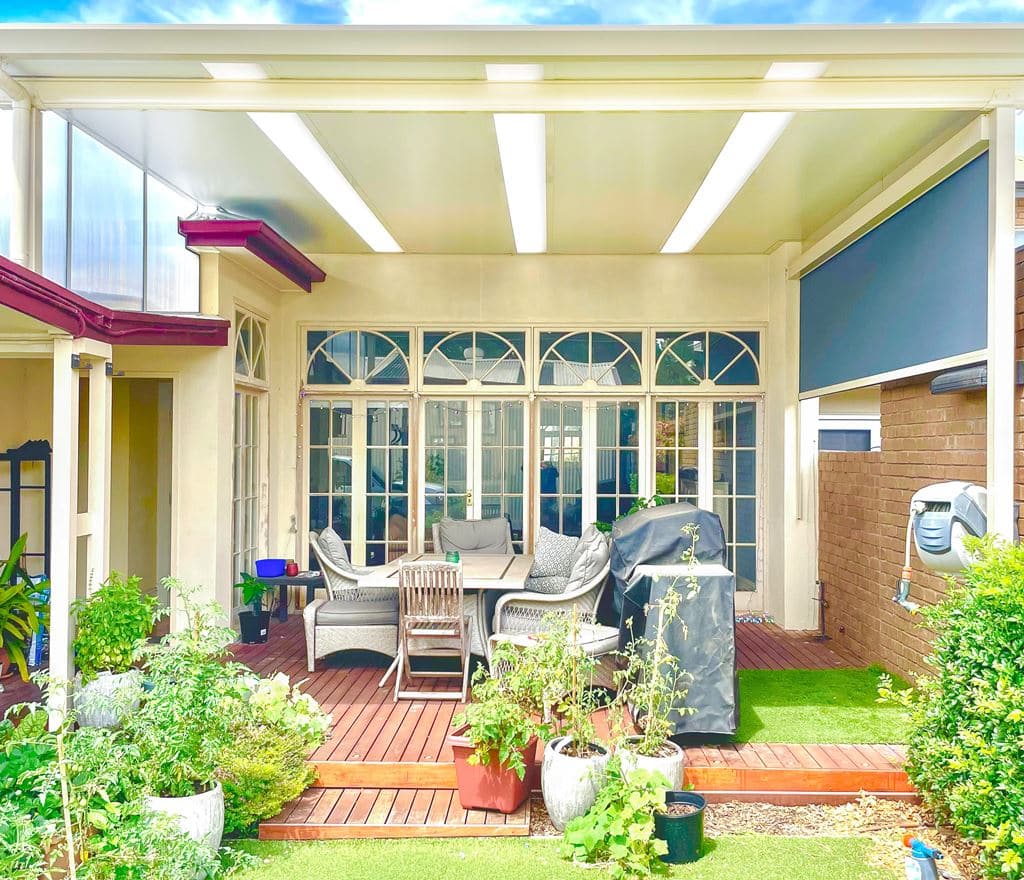 Utter Gutters onsite at Channel 9 reality show, 'The Block'. Utter