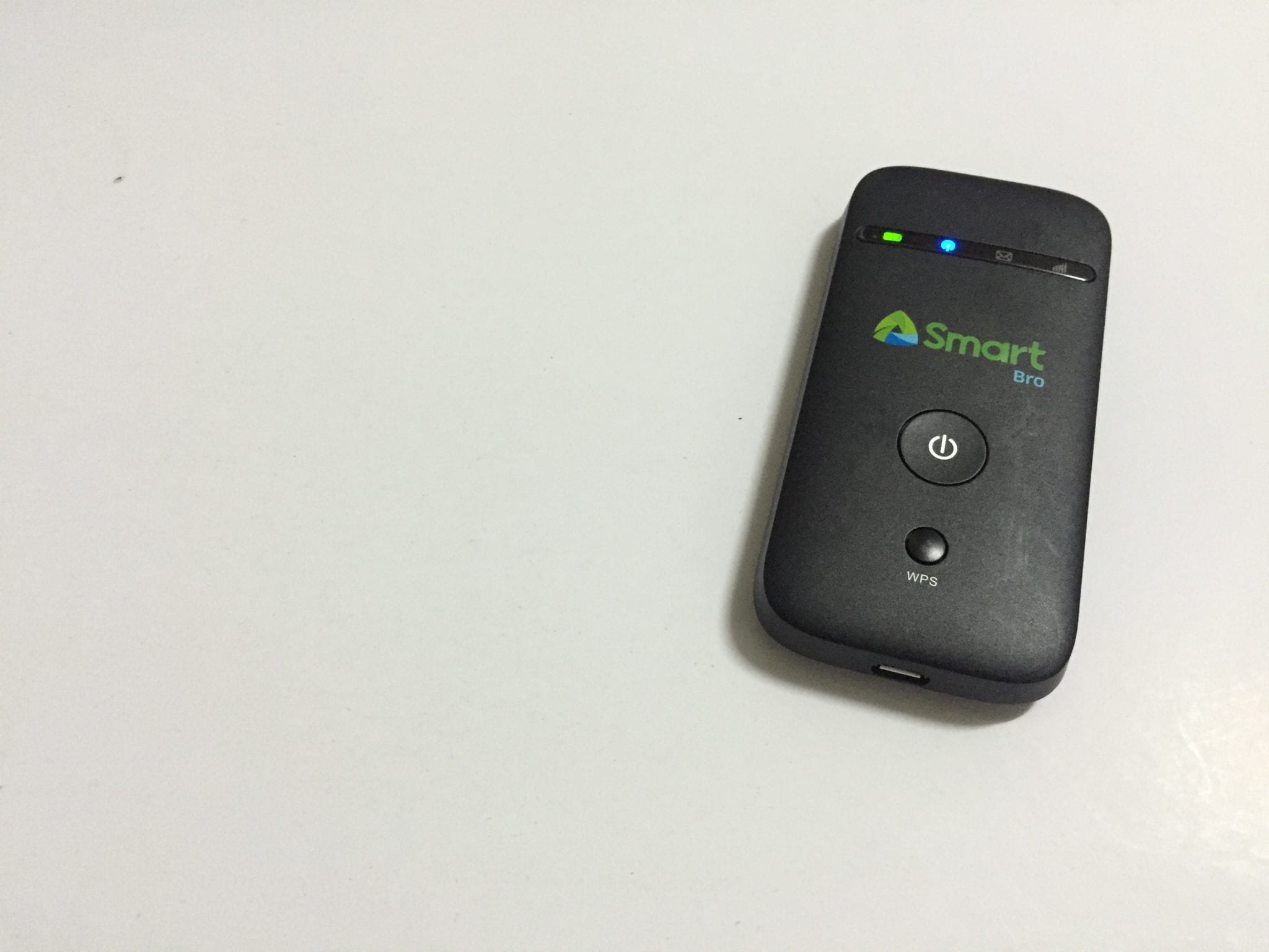 SMART Bro 4G Pocket Wifi Review! Utterly Techie