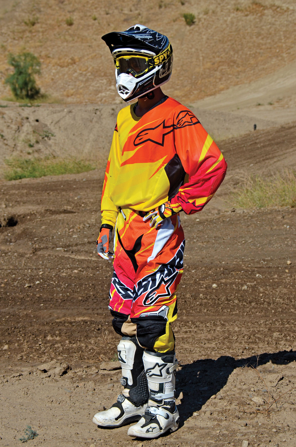 PRODUCT TEST Alpinestars Techstar Riding Gear UTV Action Magazine