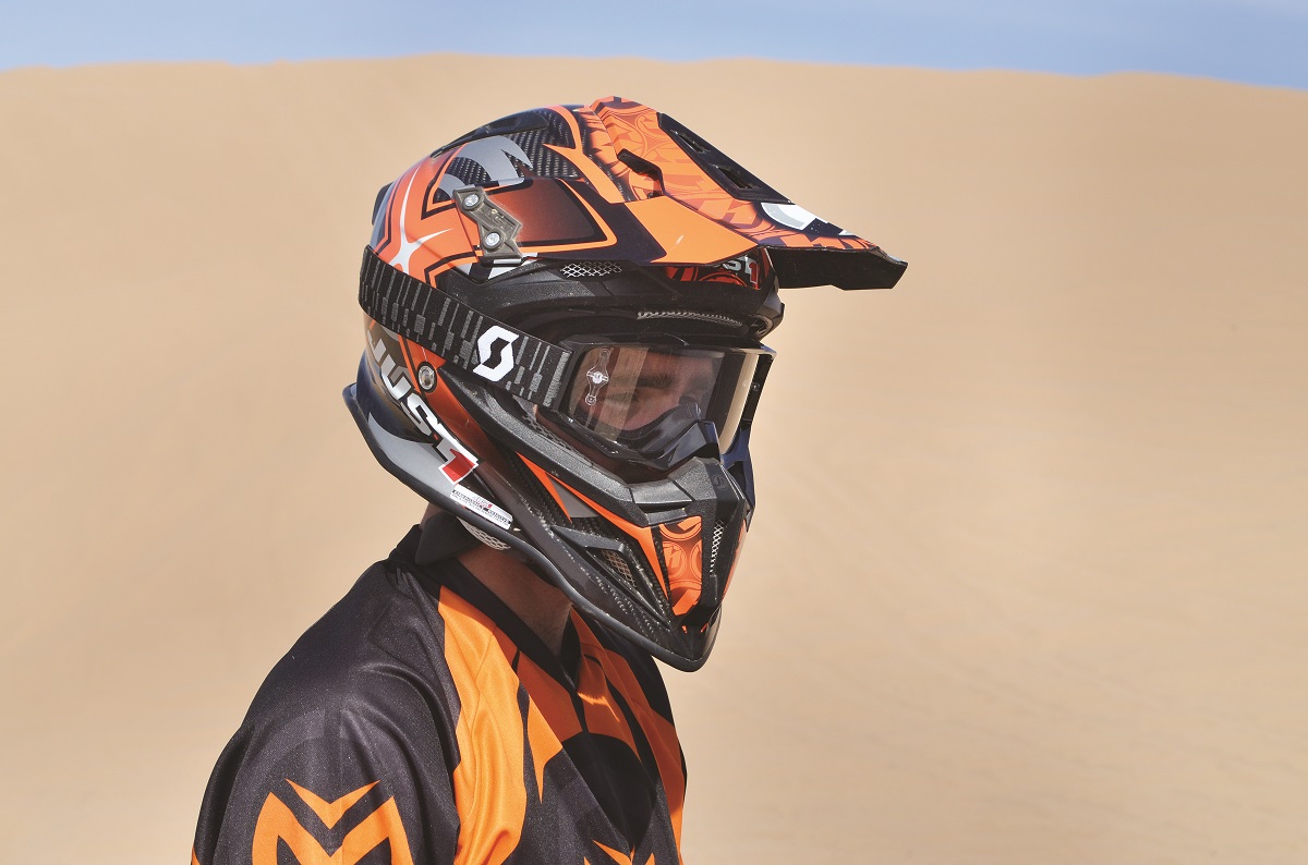 PRODUCT TEST Just 1 J12 Mister X Helmet UTV Action Magazine
