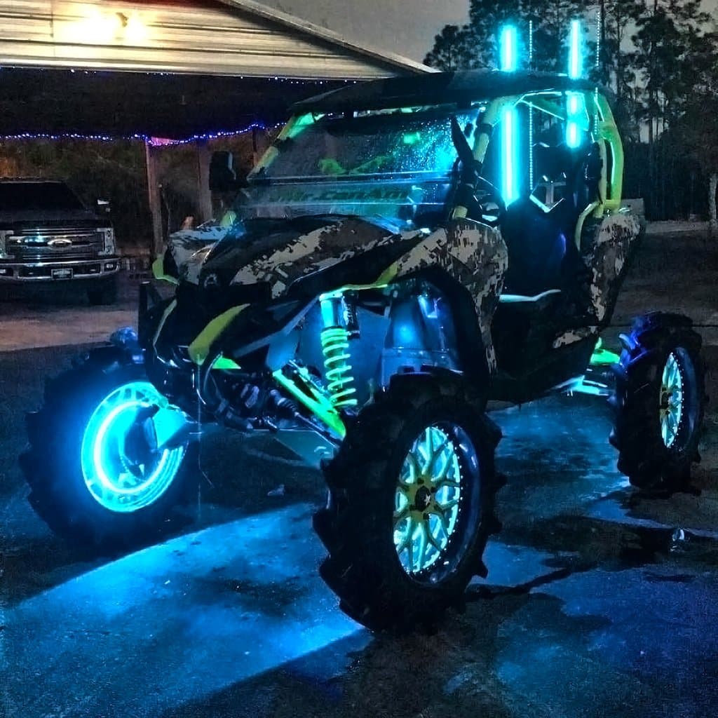 BUYER'S GUIDE LIGHTED LED WHIPS UTV Action Magazine Lighted LED