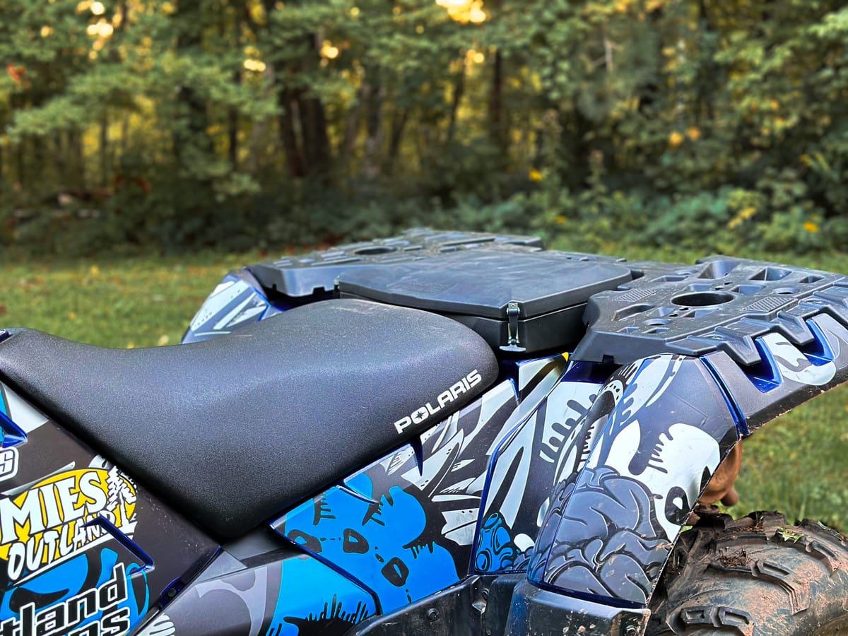 HIGHLANDS ATV Rear Cargo Box Sportsman 850/1000 Day Box UTV Canada